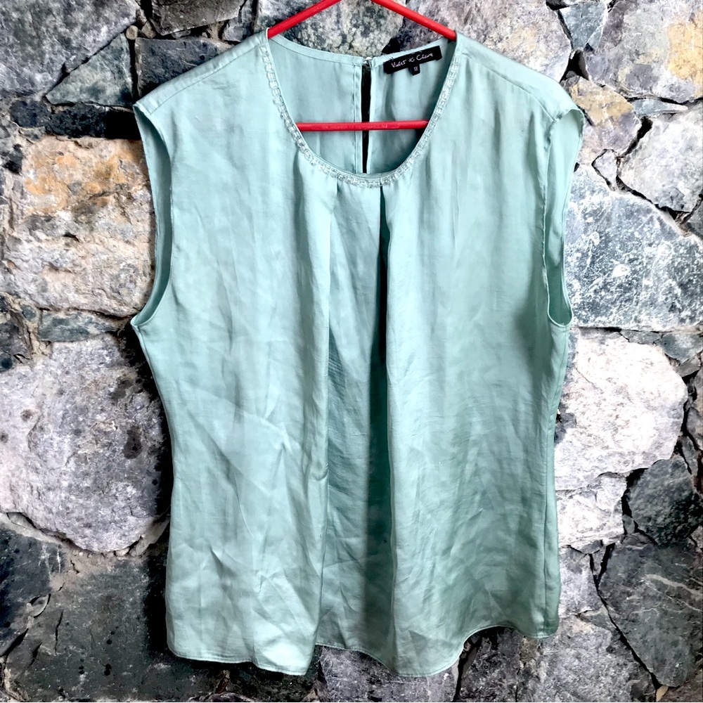 Violet & Claire jewel neck tank style blouse Mint green size 1X